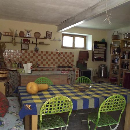 Country Living School Guest House Làconi Екстериор снимка